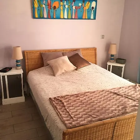 Villa 800 Metres De La Plage